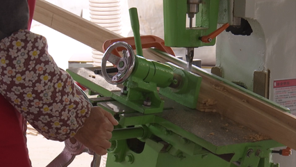 西蘭鄉亨嘉竹木制品精深加工項目進入試生產階段，工藝品銷售蓄勢待發